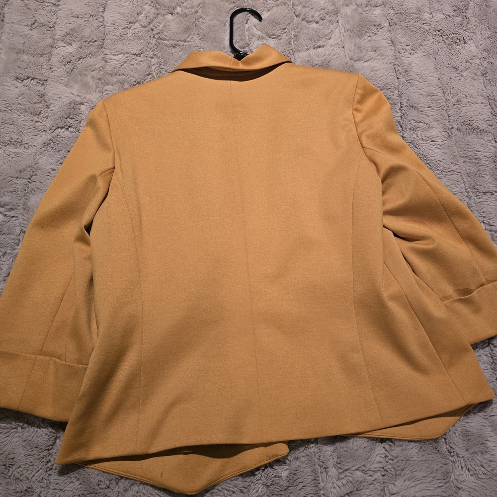Jones Studio Women's Gold Blazer - Picture 4 of 4
